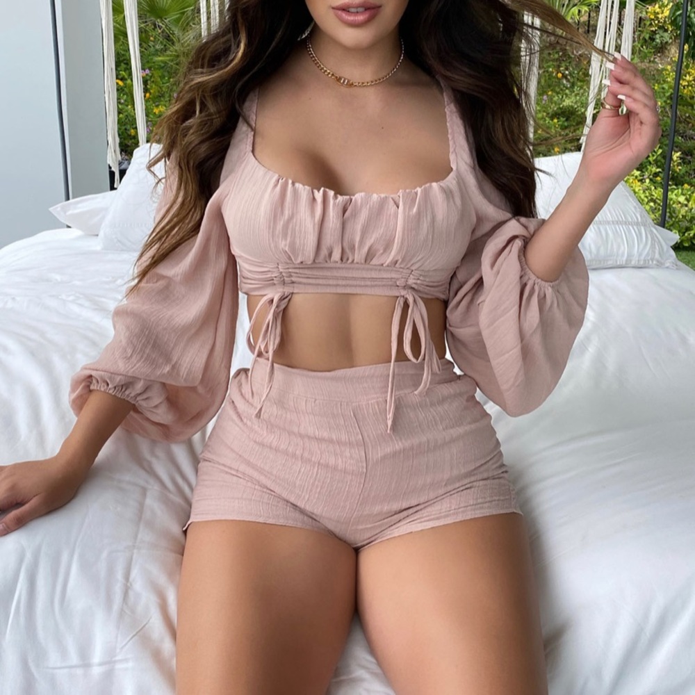 Two piece set